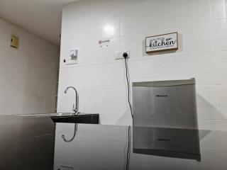 Suite U Studio 108 - 5