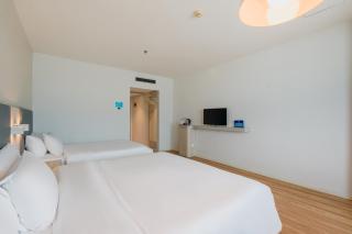 Hanting Hotel Beijing Railway Station Square - 1