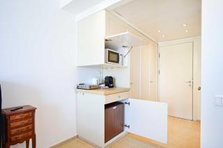 Luxury Sea View Studio with Pool Inside Orchid Hotel - By Vacay - 6