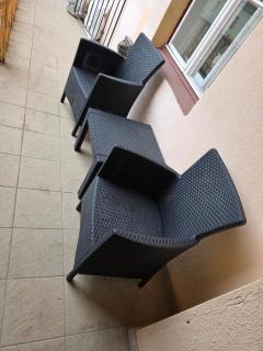 Small studio with loft bed - 1