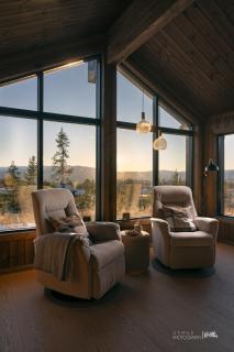 Ny og moderne hytte med sauna, jacuzzi og eget spillrom med biljard og dart Gratis elbillading og strøm inkludert i prisen - 1