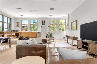 Amalfi Urban Loft By Host Solutions - 6