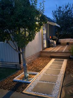 Manuki Tiny Retreat - Private stay Christchurch - 7