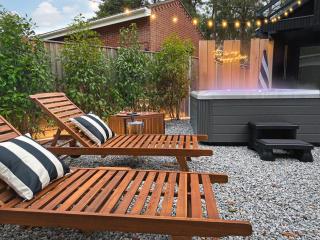 Arden House - Luxury Home with Hot Tub - Games Room - Fire Pit - 8