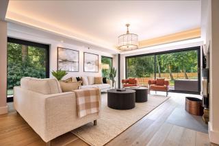 Arden House - Luxury Home with Hot Tub - Games Room - Fire Pit - 9