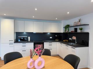 Pinke Auszeit - Neubau, Stellplatz, Smart-TV, WLAN - 8