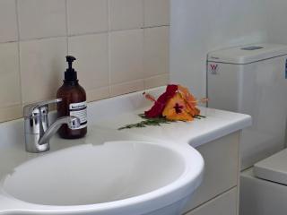 Fletcher Christian Apartments - Isabella Suites - 1
