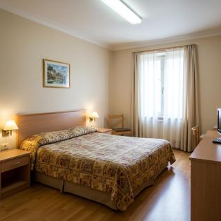 Grand Vi Vaan Ultra Luxury Rooms With Mountain Views And Free Parking !!! Top Rated Best Hotel In Manali - 5