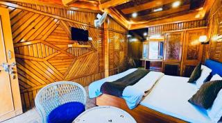 Naini Hill View Boho - 5