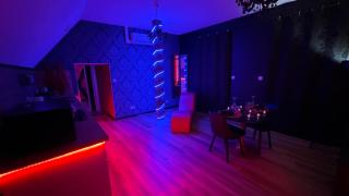 Love room avec jacuzzi privé - 5