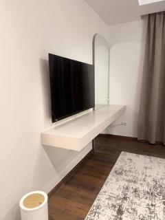 Serviced Luxurious 2BR In Cairo Festival Living - 6