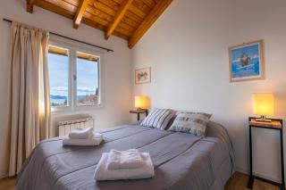 Bright bungalow with a beautiful view of the lake - 2