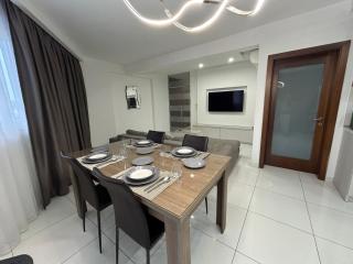 Gzira Cozy Stay Apartment - 1