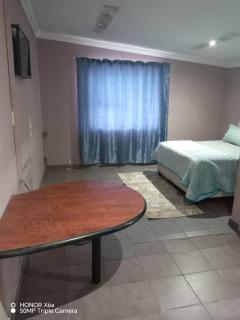 Nexus Guest House Alberton - 7
