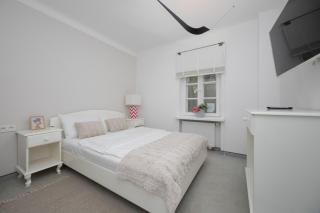 Foksal 1A Studio Apartments by Solarento - 0