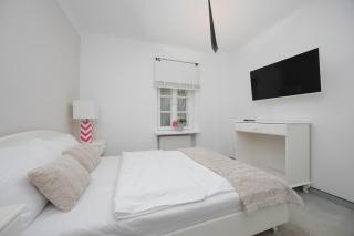 Foksal 1A Studio Apartments by Solarento - 2