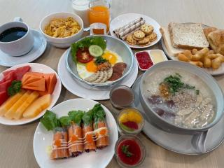 The Square Hotel เดอะสแควร์โฮเทลนครพนม - Nakhon Phanom - 1