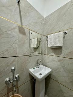 hotelsiyashreeram - 9