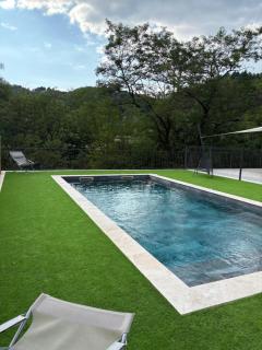 Villa spacieuse en Ardèche avec piscine , en bord de rivière - Chirols - 4