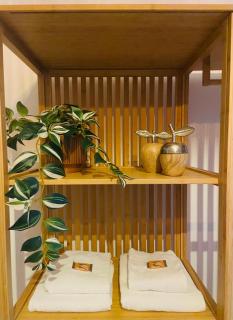 SERVUS HOMES - Metro Stadthalle - AMADEUS - Viena - 2