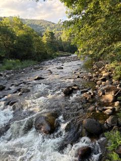 Villa spacieuse en Ardèche avec piscine , en bord de rivière - Chirols - 2