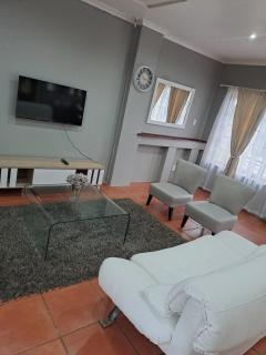 Sabs Place - Gillitts - 5