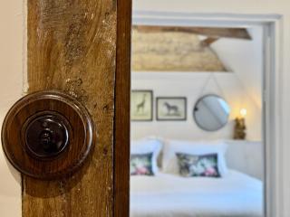 Cosy Rutland Cottage I 2BR I Near Stamford I Free private Parking by Belmont Places - 1