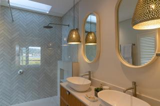 Lagoon Edge - Thesen Island - 3