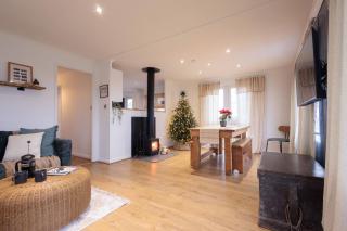 Secluded Sanctuary On The River - 9