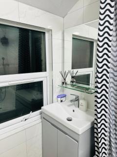 Double Room in Shepherds Bush - 1