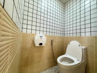 Nana Best Hostel - 6