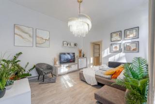 Puskinova 100m2 6 beds Apartment City Center Kosice - 8