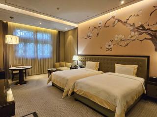 Royal Garden Hotel Shanghai-Free Shuttle to and From Disney & PVG & close Metro Line2 easy to SHA New Expo - 8