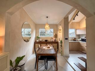 Designer Arch Home with Garden & Workspace Canggu - 2