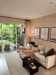 Designer Arch Home with Garden & Workspace Canggu - 0