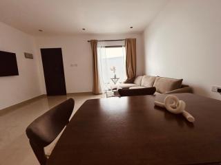 Central Muscat Petit 1BR Villa - 7