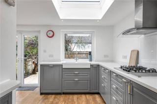 3 Bedroom Spacious Oxford House with Free Parking Near JR Hospital By Spencer and Jackson Short Lets & Serviced Accommodation - 7