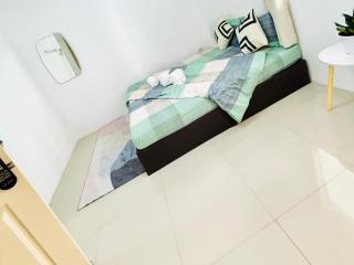 The Sunset Bangsaen Hotel - 5