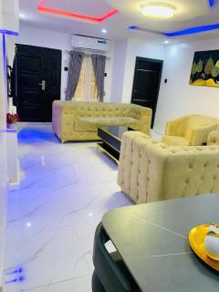 Onpoint luxury Apartment - 6