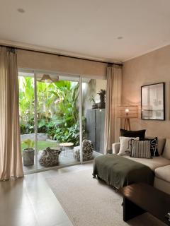 Designer Arch Home with Garden & Workspace Canggu - 4