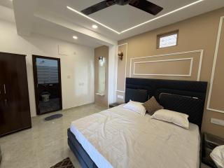 The White Lotus Homestay - 7