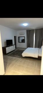 The Residence 541 - 4