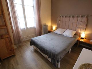 Appartement cosy à Luchon, 4 pers., proche thermes, parking inclus - FR-1-313-246 - 1