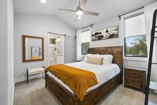 East Side Haven - Blocks from Local Food Legends - 8