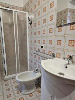 Fiera Milano Rho Monolocale parcheggio interno - 1