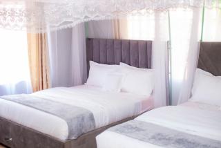 Vero's Guest House - 0