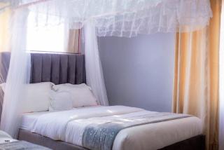 Vero's Guest House - 4