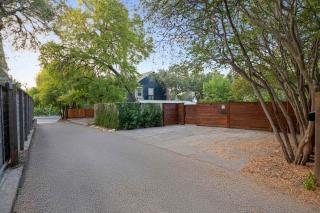 Ladybird Villa - Heated Saltwater Pool - Walk to SoCo - 5