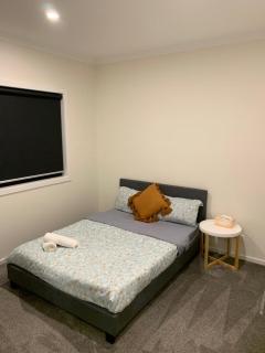 Greenpoint Luxury Residence - 5