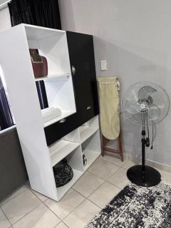 Cozy pool side cottage - 1